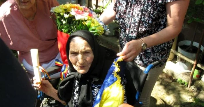 Român centenar - Safta Vasiliu din Galaţi Foto Valentin Trufaşu