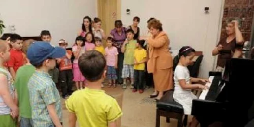 Bacău: Taxa la Școala Populară de Arte rămâne neschimbată