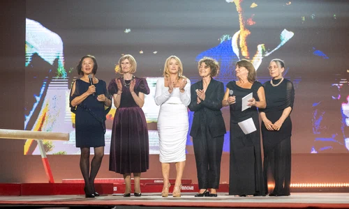 GALA OFICIALA  NADIA COMANECI   50 ANI DE LA PRIMA NOTA DE 10 00  (29 05 2026) (1) jpg
