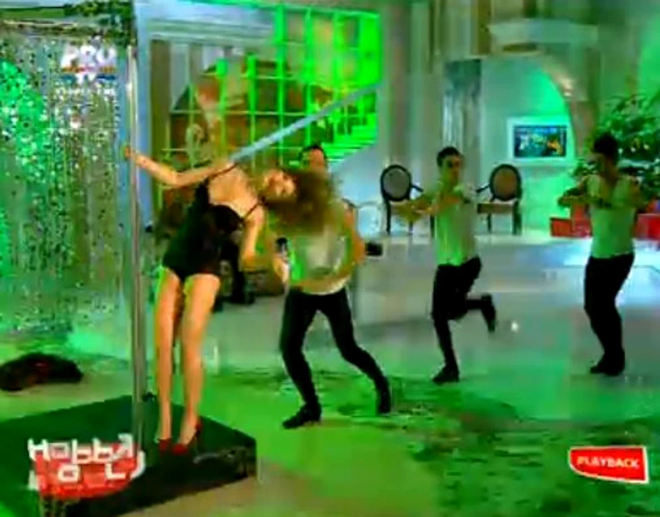 Corina a revenit cu un nou stil
