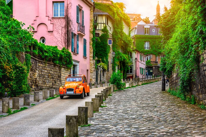 Cartierul Montmartre din Paris, Franța FOTO Shutterstock