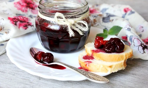 dulceata cirese amare jpeg