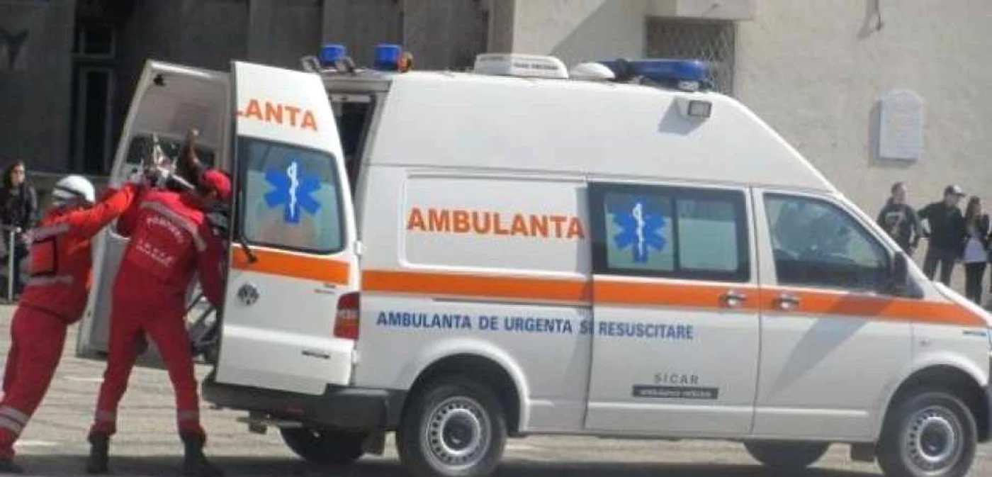 Pacienta a fost transportată la Spitalul Judeţean din Focşani