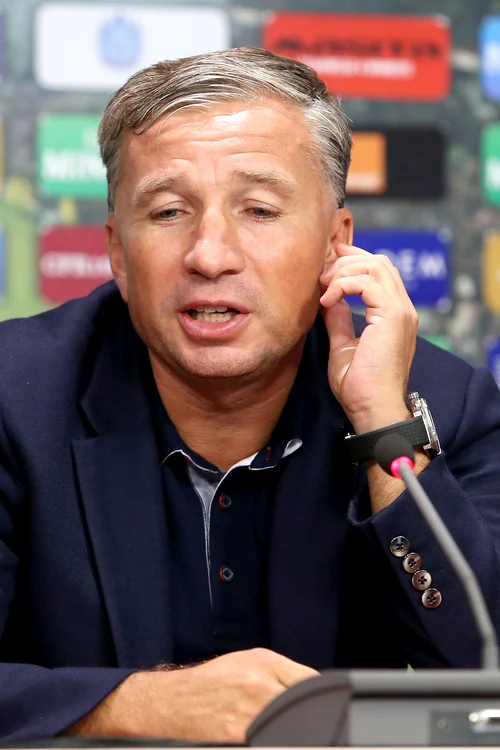 
    Dan Petrescu are șanse tot mai mici să o salveze de la retrogradare pe Guizhou HengfengFoto: Sport Pictures  