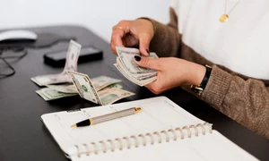 Întâmpini dificultai financiare Iata cateva soluii care te vor scoate din impas jpg