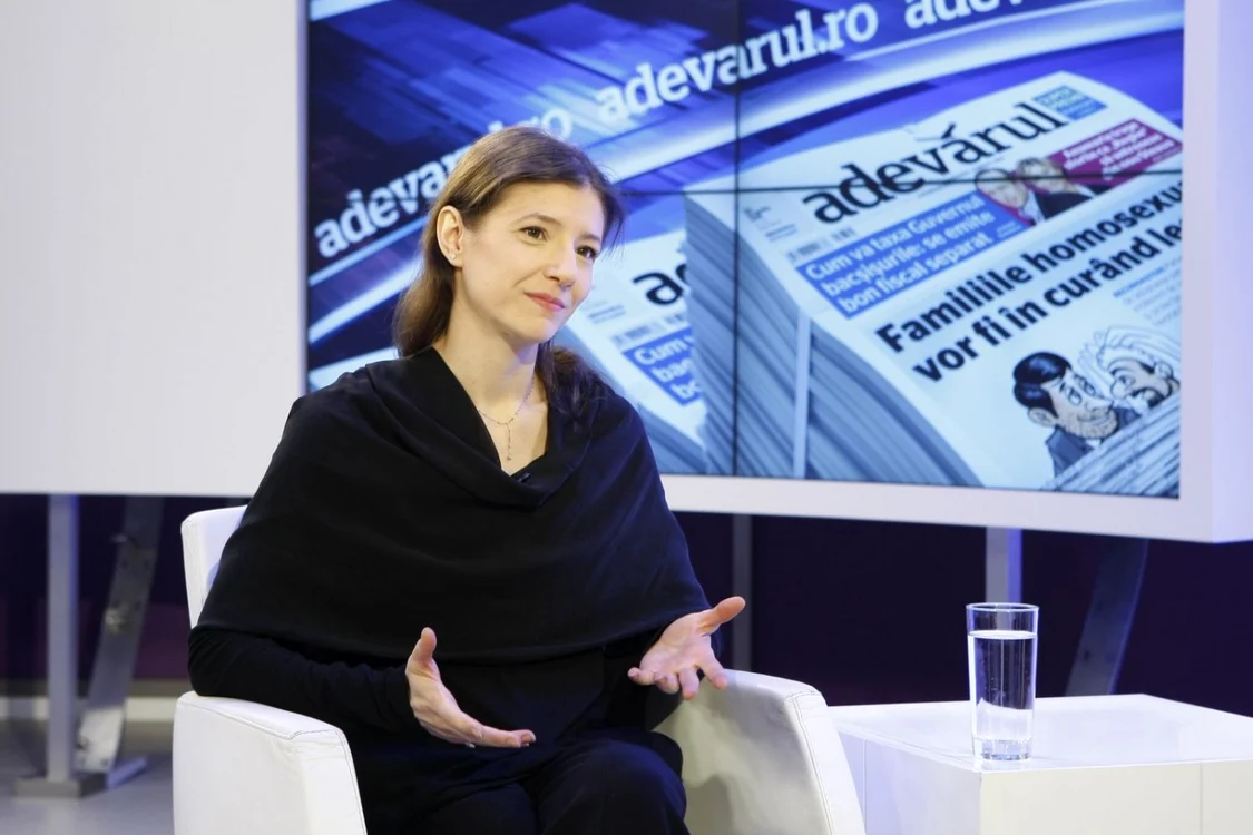 Alina Cojocaru revine în studioul Adevărul Live        FOTO: Eduard Enea