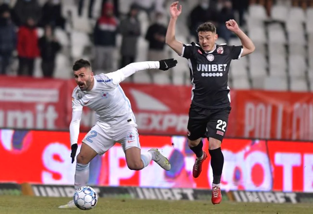 Imaginea predării dinamoviștilor în fața FCSB (FOTO: Sportpictures.eu)