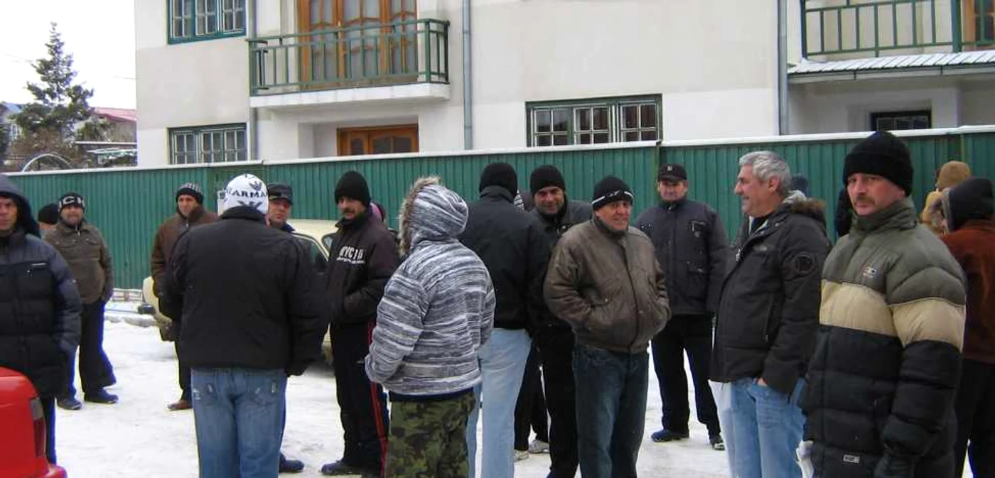Muncitorii necalificaţi vor avea locul de muncă asigurat pană la sfarşitul acestui an