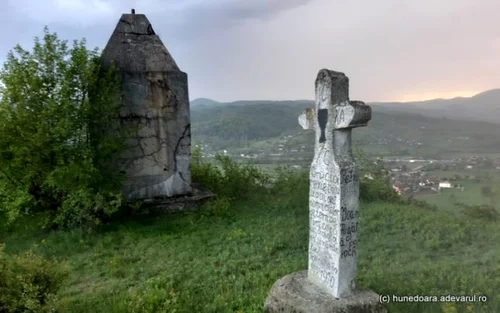 locul fostei gropi comune a ostasilor sovietici foro daniel guta adevarul