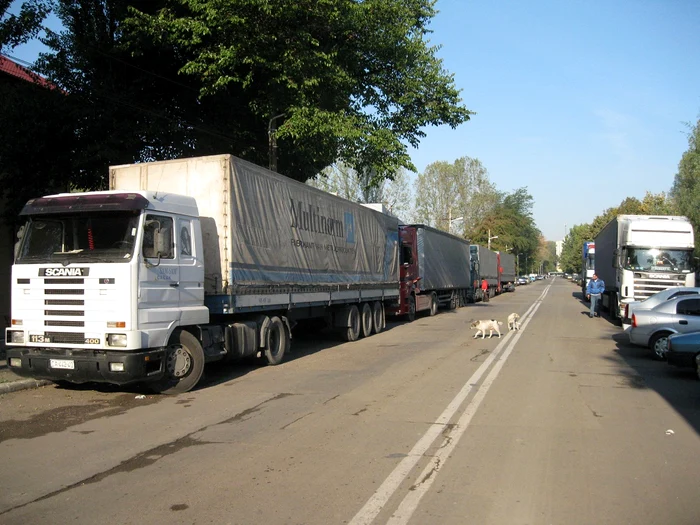 TIR-urile sunt stăpânele şoselei