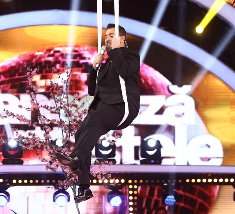 Horia Brenciu a avut emoţii când a fost ridicat de la solFoto: Facebook