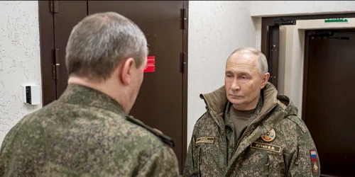 Putin  vizită la un centru de comandă al armatei ruse FOTO EPA EFE jpg
