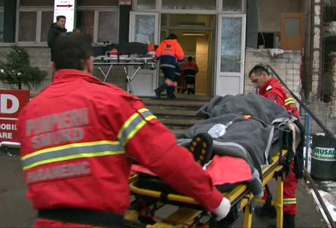 Accidentul s-a produs din cauza neadaptării vitezei la condiţiile de drum.