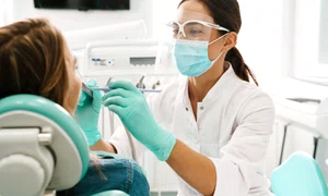 Stomatolog, dentist FOTO Shutterstock