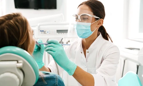 Stomatolog, dentist FOTO Shutterstock 