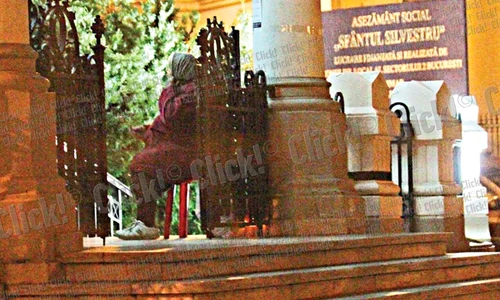 Cristina Rus a fost de  Înviere la biserica  Sf  Silvestru din Capitală jpeg