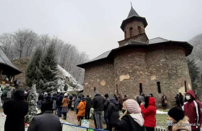 pelerinaj manastirea prislop foto daniel guta adevarul