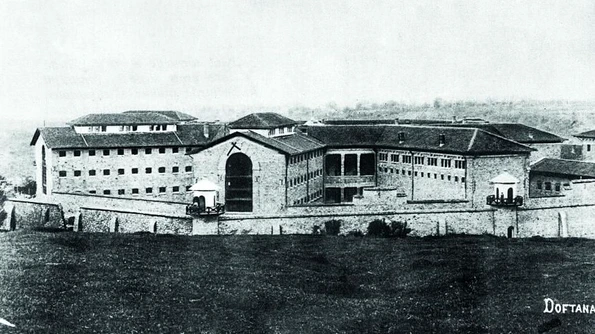 Doftana: mitul comunist scos la vânzare jpeg