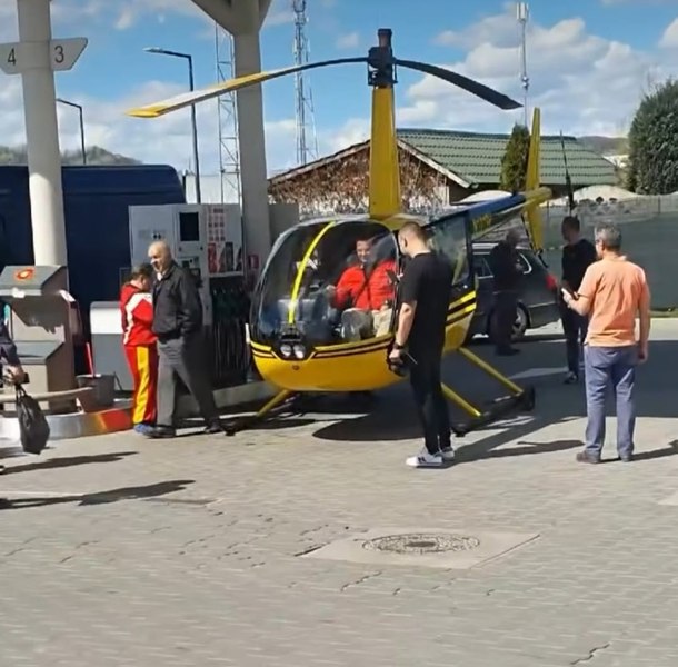 Un elicopter a alimentat la o benzinărie din Curtea de Argeș. „Băiatul de la Peco i-a făcut oare și parbrizul?” VIDEO