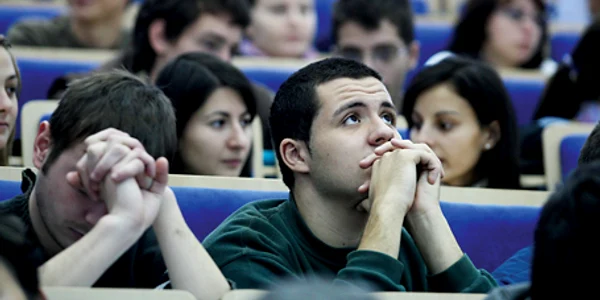 Studenţii timişoreni declară inutil ceea ce învaţă în şcoală
