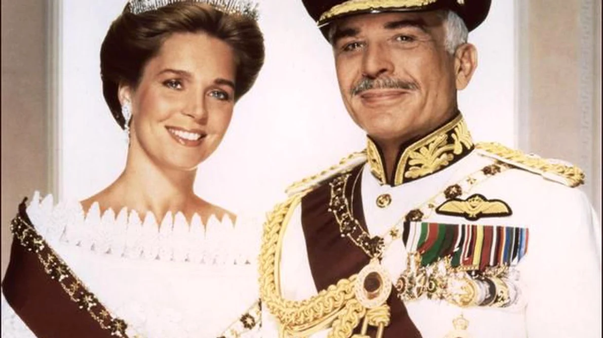 Povestea de viaţă fascinantă a Reginei Noor a Iordaniei jpeg