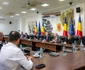 Nicușor Dan la Consiliul Județean Galați, alături de președintele CJ Galați și primarul. FOTO: Administrația Prezidențială