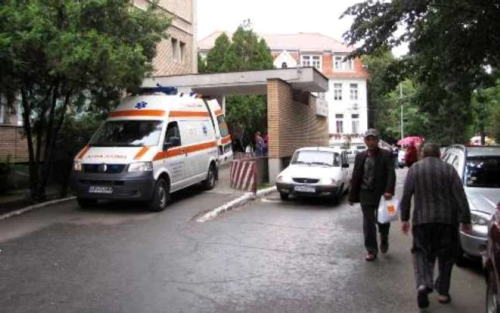 Mai multe persoane au ajuns  la spital. FOTO: ARHIVĂ ADEVĂRUL BRĂILA