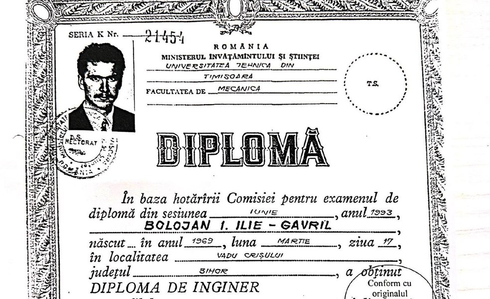 Ilie Bolojan a publicat diploma de absolvire. „Tinerii admiși la facultate efectuau 9 luni de armată” 