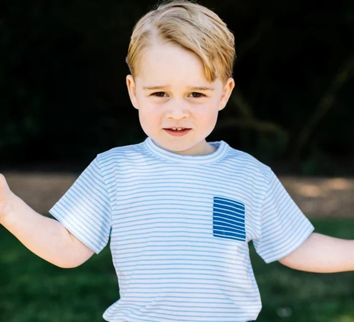 În luna martie, George a mers cu surioara și părinții în Munții AlpiFoto: Getty