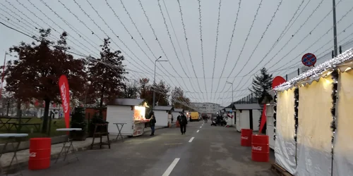 targ de craciun slatina pe jumatate in bezna   foto alina mitran (48) jpg