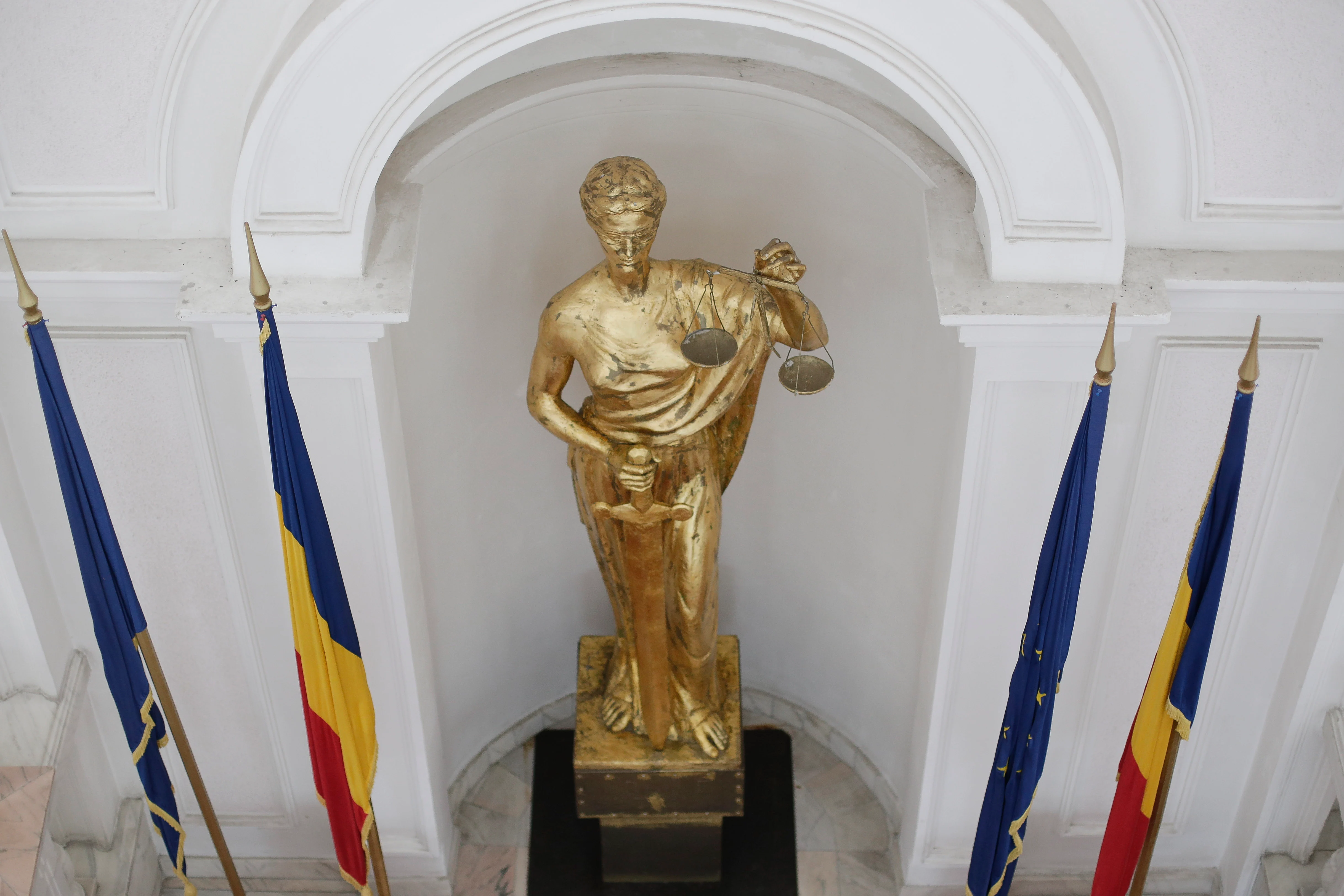 De la Cristina Chiriac la Bogdan Pîrlog, Toader și Cerbu. Cine sunt procurorii care vor să conducă Parchetul General, DNA și DIICOT