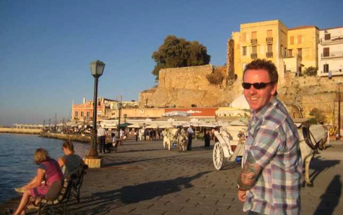 Ian Fordrey este mereu cu un pas înaintea morţii. FOTO Facebook