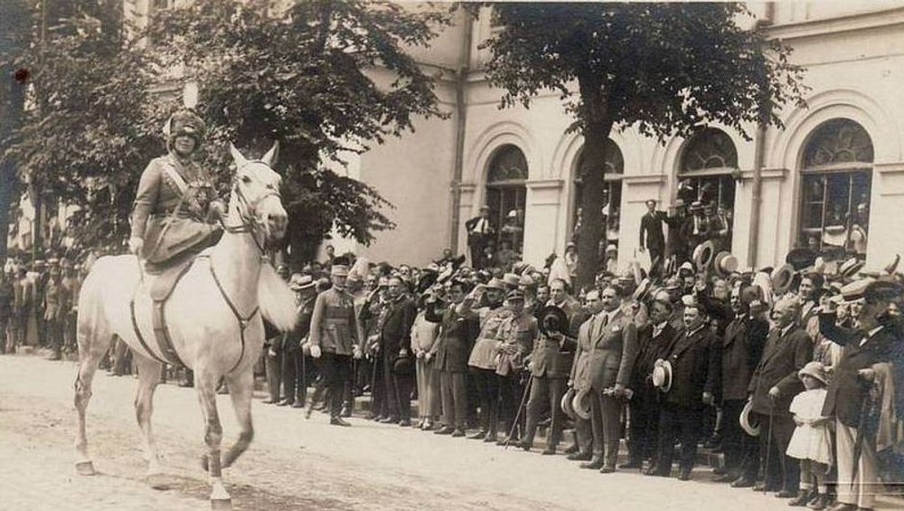 Test de cultură generală: „Trecea fanfara militară“