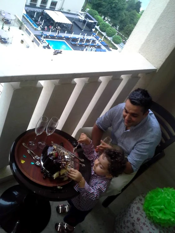 Cristi Brancu şi Oana Turcu şi-au aniversat fiul la Nisipurile de Aur (arhiva personală)