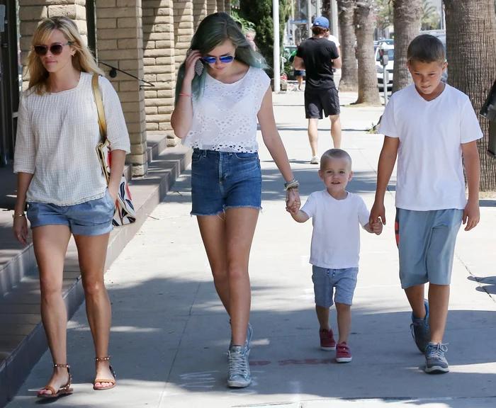 Vedeta mai are doi băieţi, Deacon şi Tennessee 