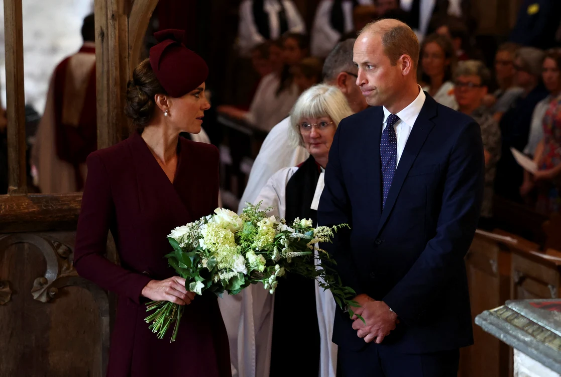 Kate Middleton cercei Regina Elisabeta (3) jpg