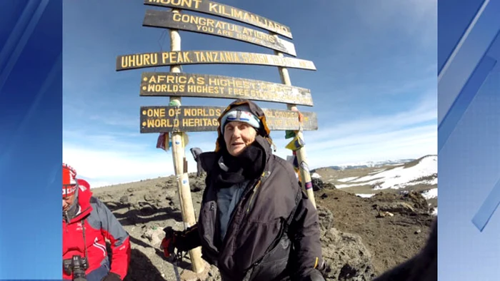 Anne Lorimore a ajuns pe picioarele ei până în vârful muntelui Kilimanjaro/FOTO www.azfamily.com