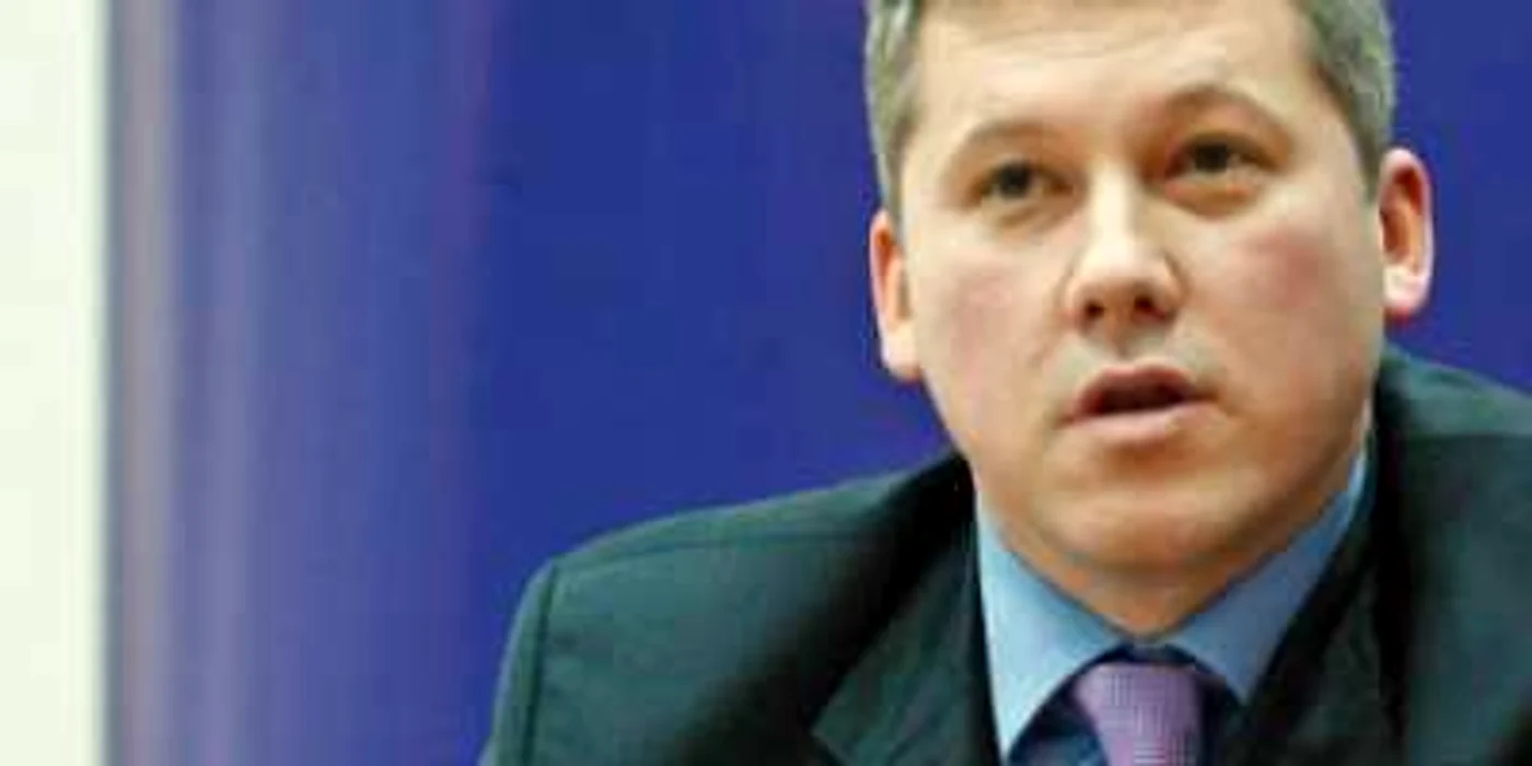 Raportul pe Justiţie recomandă menţinerea monitorizării