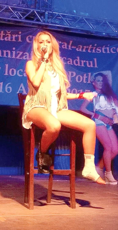Raluca Tănase a cântat  pe 15 august, la Potlogi,  deşi în cazarma de la  “Şerifi de România”  s-a ales cu o entorsă  de toată frumuseţea