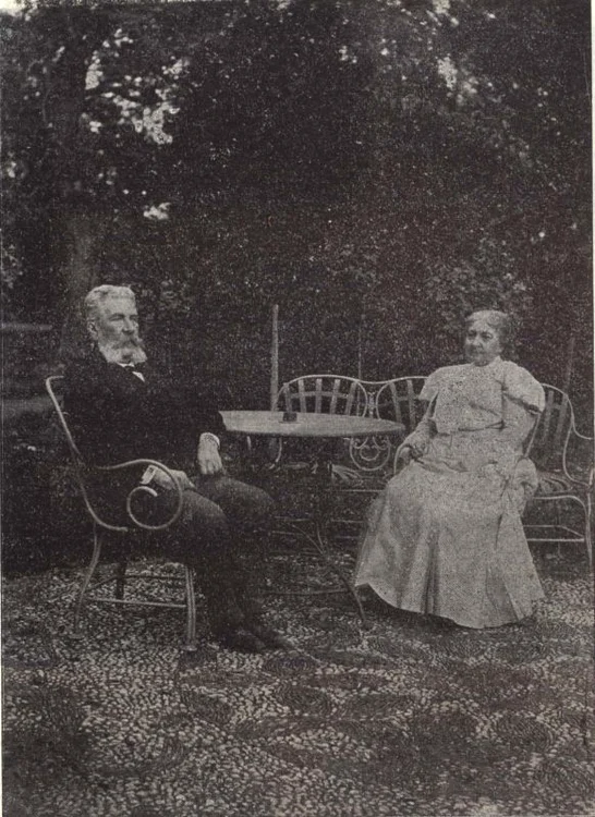 Gheorghe Grigore Cantacuzino şi soţia,  Ecaterina,  luând ceaiul în parcul de la Floreşti („România Ilustrată”,  septembrie 1905)