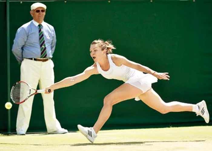 
    Pentru calificarea în turul  trei, tenismena noastră va  primi 71.000 de lire sterline  şi 130 de puncte WTAFoto: reuters  