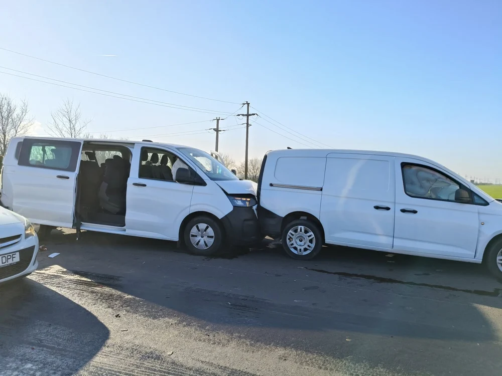 Accident pe Centura de Vest a Ploieștiului: 18 persoane implicate