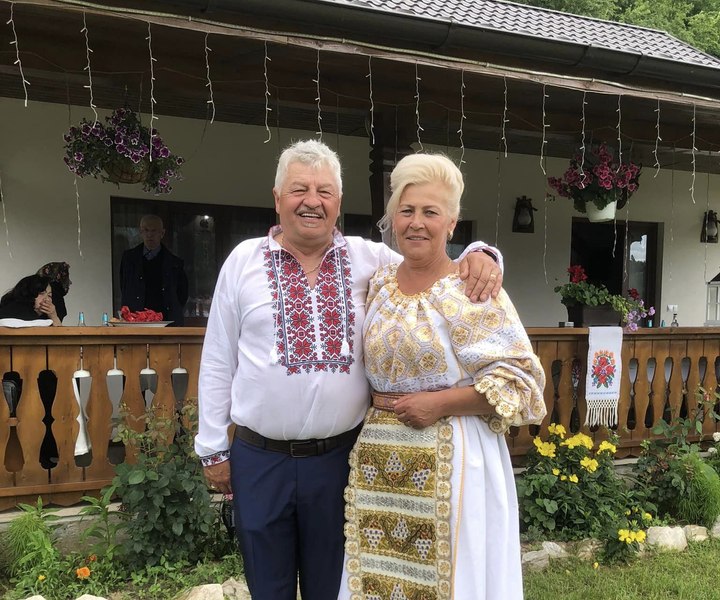 Povestea românilor care s-au întors acasă după 20 de ani de Italia și au deschis un restaurant