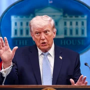 Trump   conferinta de presa Casa Albă FOTO EPA EFE jpg