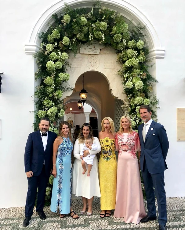 botez fiul lui Mary Katrantzou nasi Printul Pavlos si Marie Chantal a Greciei, Niarchos si Sabine Getty (1) jpg