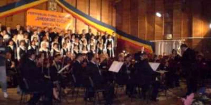 Coriştii au cântat colinde şi cântece de iarnă 
