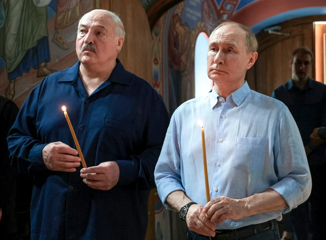 Vladimir Putin și Lukașenko FOTO Profimedia