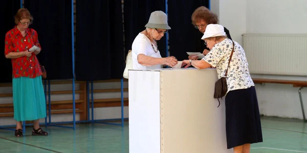 votare
