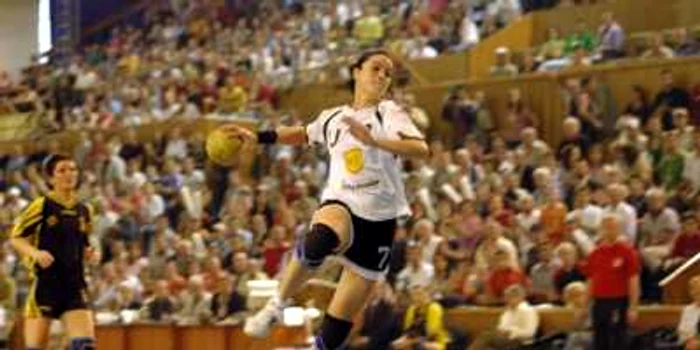HANDBAL: Jolidon Cluj, pe trei la Szekesfehervar