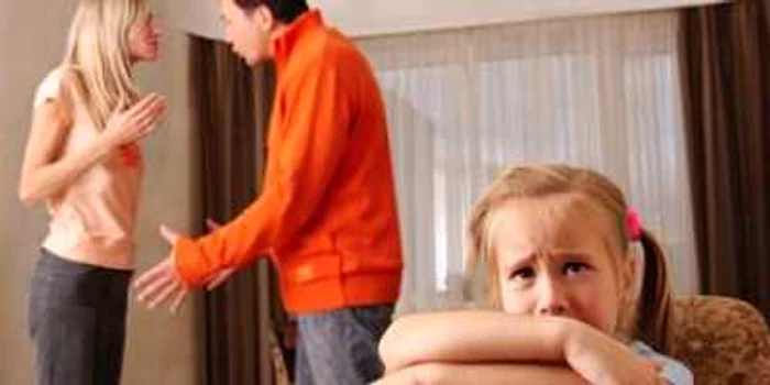 Galaţi: Goana după bani distruge tot mai multe cupluri: s-a ajuns la un divorţ la două căsătorii